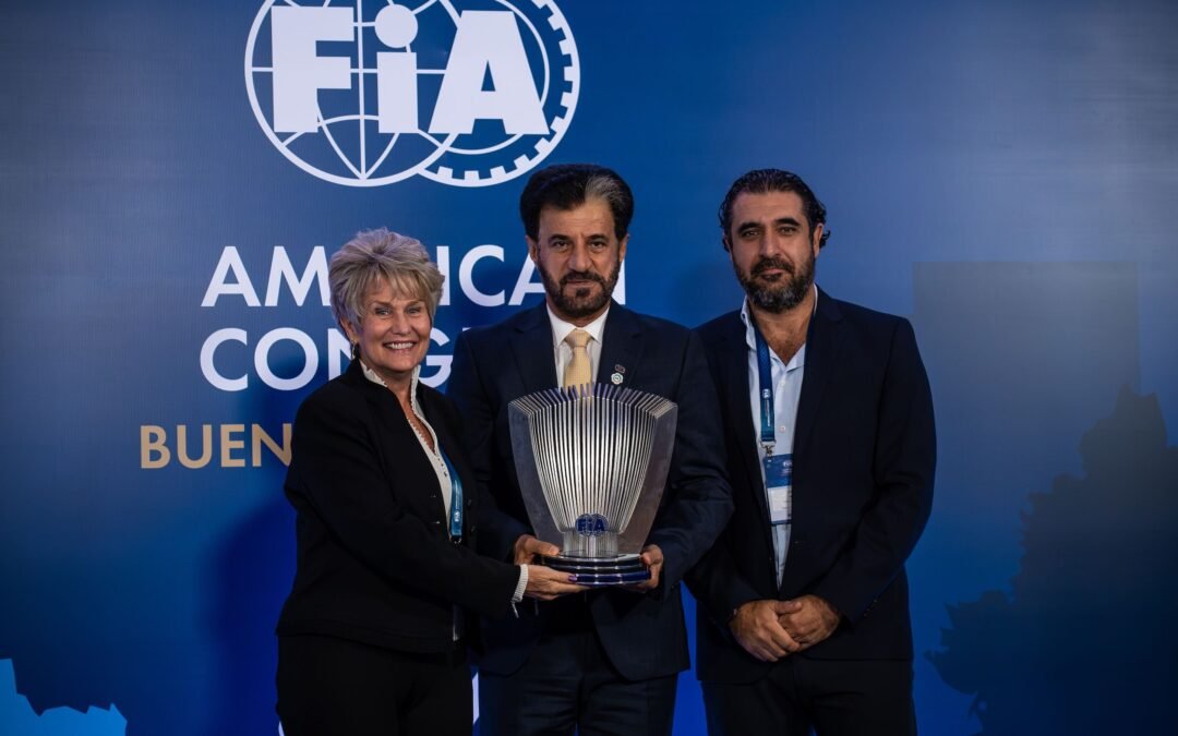 Fomentar el conocimiento, desarrollar el talento y crear carreteras más seguras: la Federación de Automovilismo de las Islas Caimán ha sido nombrada ganadora del premio José Abed de la FIA 2026